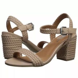 Report  Women's Pike Sandal, Pink, Size 6